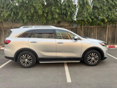 Annonce AUTO.CI : KIA Sorento GDI  4cylindres  7places 