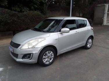 Annonce AUTO.CI : Suzuki Swift Acheté chez CFAO moteur 7