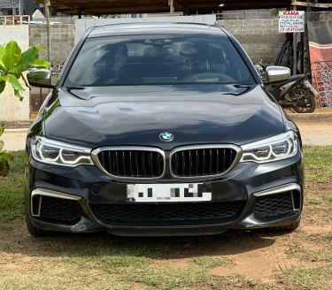 Annonce AUTO.CI : BMW Serie 5 VIII Moteur v8 serie5 550i