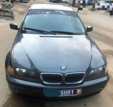 Annonce AUTO.CI : BMW Série 3 318i