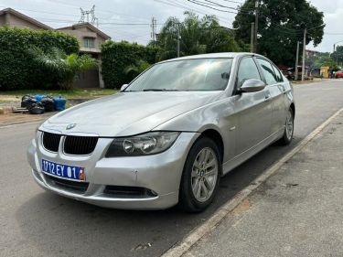 Annonce AUTO.CI : BMW Série 3 BMW E90