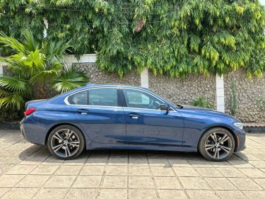 Annonce AUTO.CI : BMW Série 3 Xdrive