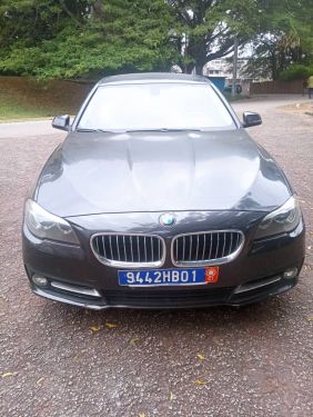 Annonce AUTO.CI : BMW Série 5 F10 L4