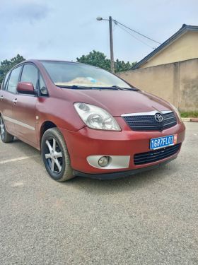 Annonce AUTO.CI : Toyota Corolla 2004