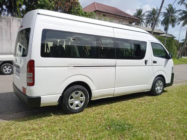 Annonce AUTO.CI : Toyota HI ACE Acheté Chez concessionair