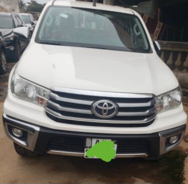 Annonce AUTO.CI : Toyota HI LUX SR5