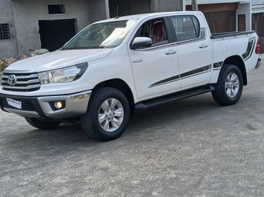 Annonce AUTO.CI : Toyota HI LUX SR5 moteur 4cylindres 