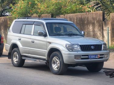 Annonce AUTO.CI : Toyota Land Cruiser Vehicule 2ieme main super