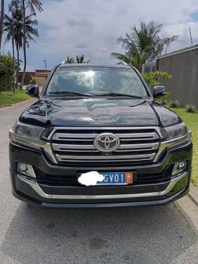 Annonce AUTO.CI : Toyota Land Cruiser VXR 5.7 V8