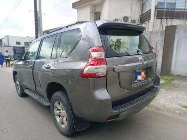 Annonce AUTO.CI : Toyota Land Cruiser D4.D
