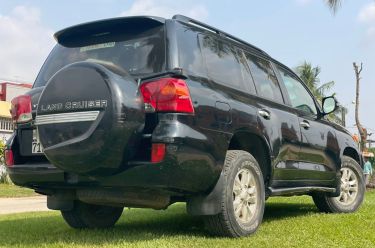 Annonce AUTO.CI : Toyota Land Cruiser 3.0L v8