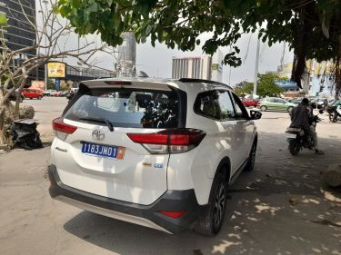 Annonce AUTO.CI : Toyota Lite-ACE Toyota rush 7places 2 clé