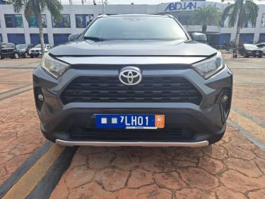 Annonce AUTO.CI : Toyota RAV 4 Acheté Chez concessionair