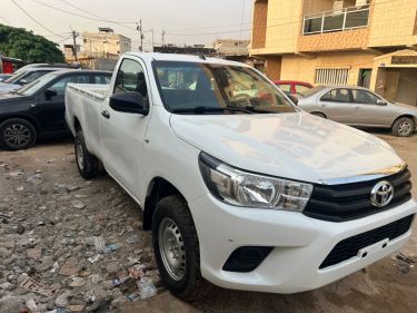 Annonce AUTO.CI : Toyota Hi-Lux D4.D achetez chez concess