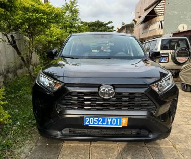Annonce AUTO.CI : Toyota Rav4 VVTI  4cylindres  manuell