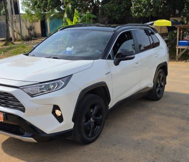 Annonce AUTO.CI : Toyota Rav4 V 2.0L modèle hybride 