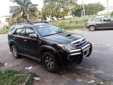Annonce AUTO.CI : Toyota Fortuner  Vehicule 2ieme main super