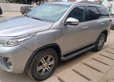 Annonce AUTO.CI : Toyota Fortuner  road