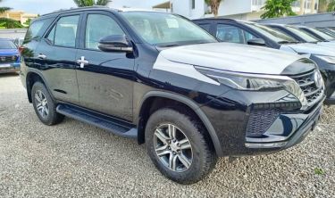 Annonce AUTO.CI : Toyota Fortuner  4 cylindres 
