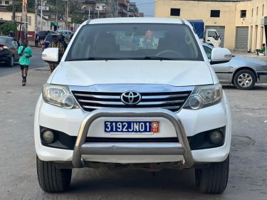Annonce AUTO.CI : Toyota Fortuner  2 0L moteur Vvti