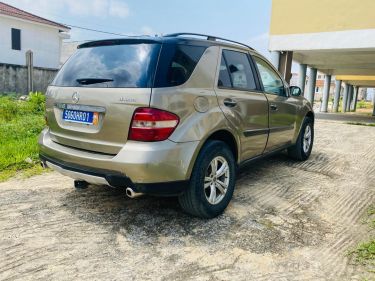 Annonce AUTO.CI : Mercedes Classe ML Vehicule 2ieme main super