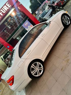 Annonce AUTO.CI : Mercedes 300 MERCEDES BENZ C300 4 MATI