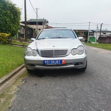 Annonce AUTO.CI : Mercedes Classe C Mercedes C200