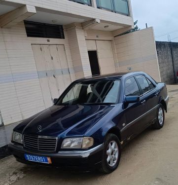 Annonce AUTO.CI : Mercedes Classe C 180 L4
