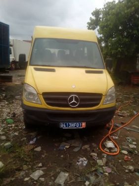 Annonce AUTO.CI : Mercedes Sprinter Mercedes massa 35 places 