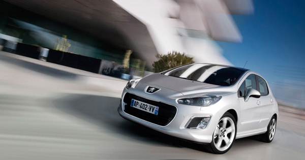 Peugeot 308 restylée : premières images