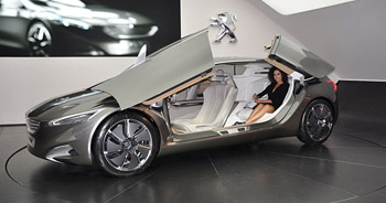 Peugeot HX1 Concept : Porte-étendard