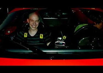Insolite : des voitures de prestige pour oublier le cancer