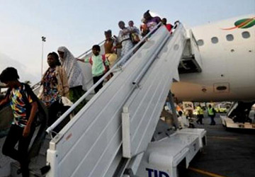 Aéroport d'Abidjan: le trafic reprend avec les pays touchés par l'Ebola