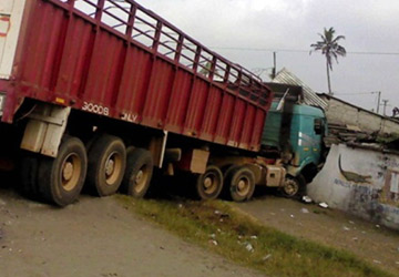 Bouaké: une femme tuée dans une collision impliquant un camion