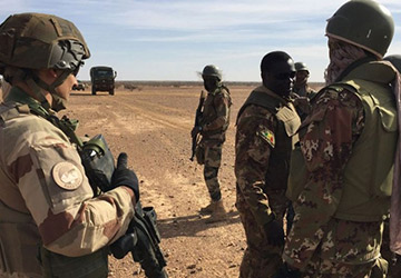 Burkina Faso : Au moins 37 morts dans une attaque d’un convoi d’une société minière