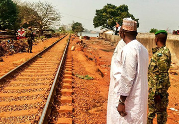 Guinée: plus de 600 km de chemin de fer pour exploiter du minerai