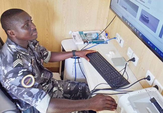 Sécurité routière: 2 596 véhicules flashés en un mois pour défaut de visite technique à Abidjan