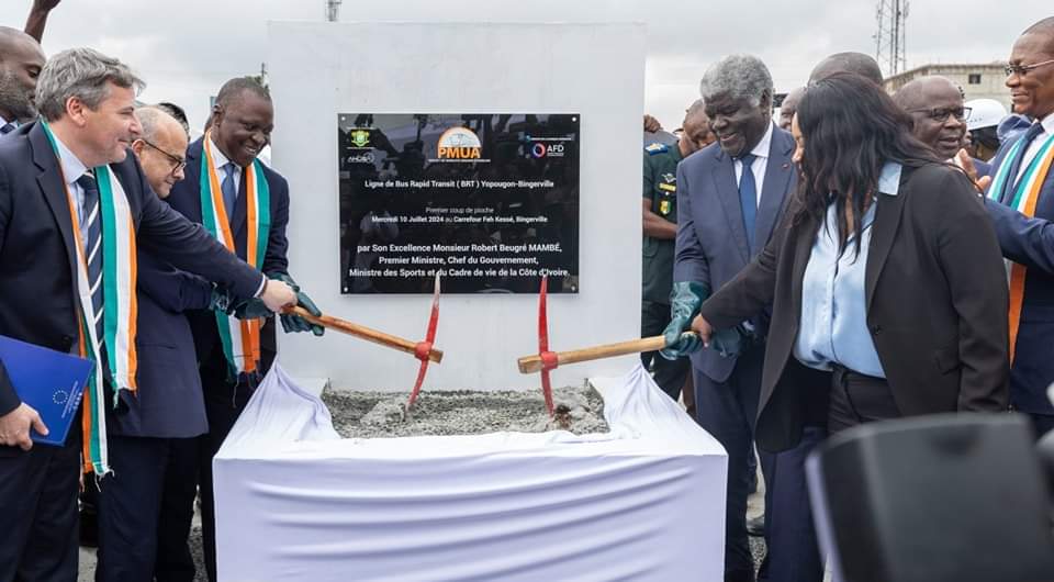Mobilité urbaine/ Beugré Mambé lance les travaux de construction de la ligne du BRT