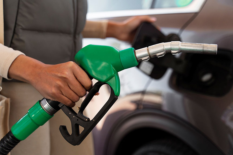 Hydrocarbures : les tarifs de l’essence et du gasoil affichent une diminution de 25 FCFA 